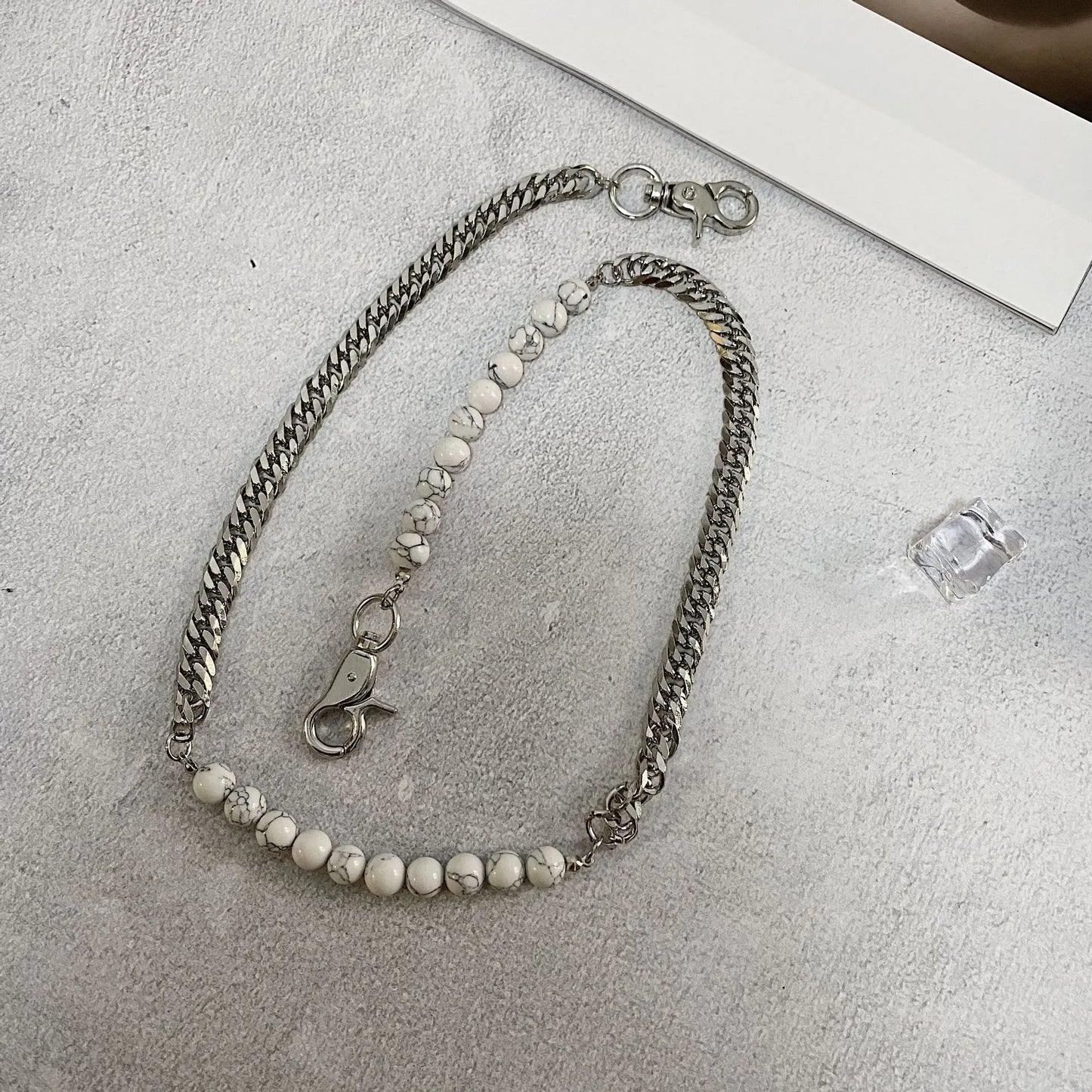 NATURAL COLOR STONE WALLET CHAIN