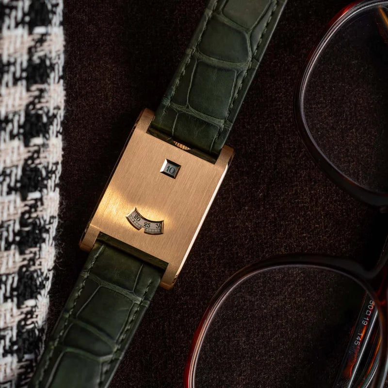 CILOA LUX STYLE WATCH