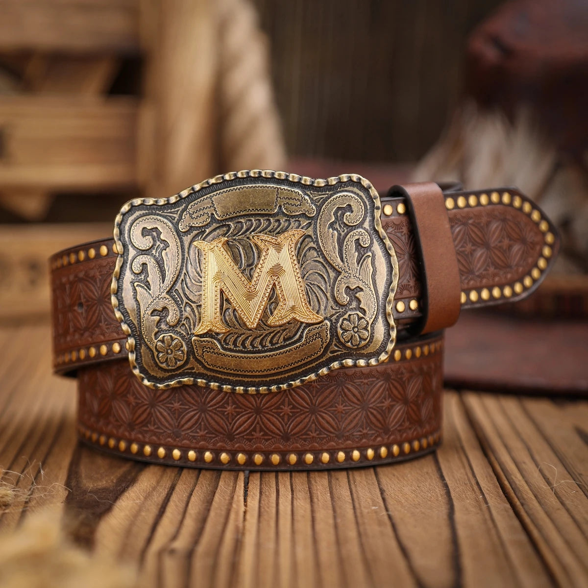 Western-style leather belt for both men and women, a classic and casual retro belt