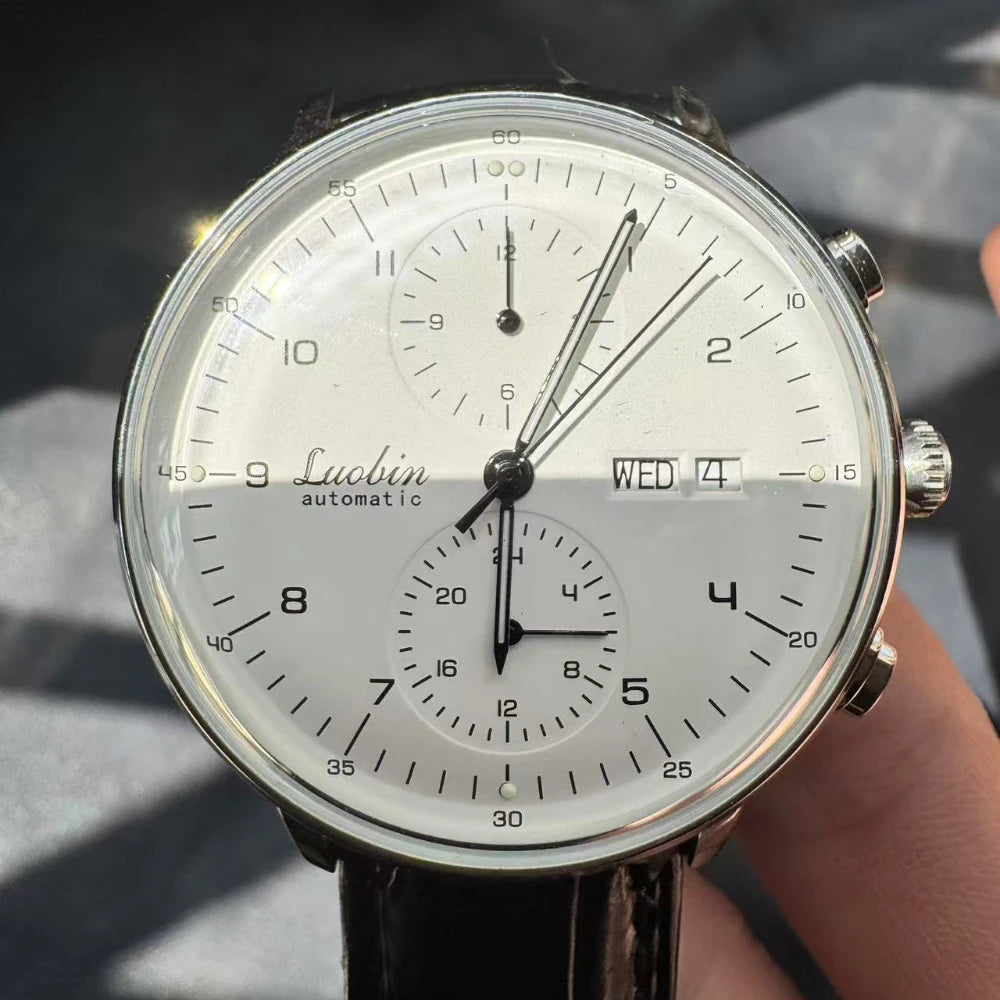 LATE NIGHT BUSINESS VINTAGE WATCH